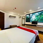 Oyo 982 Boulevard Pension House